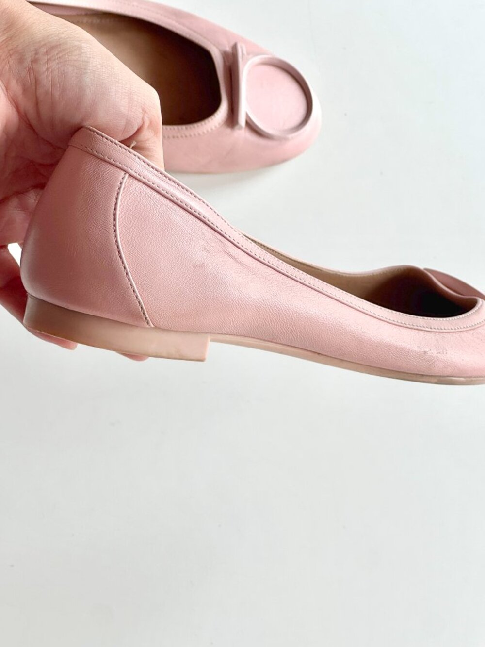SALVATORE FERRAGAMO Ena Ballet Pink Leather Gancini Ballerina Flats, Size 8 - Picture 4 of 16